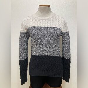 3/$15 Croft & Barrow Womens Cable Knit Colorblock Sweater Black Gray White Small